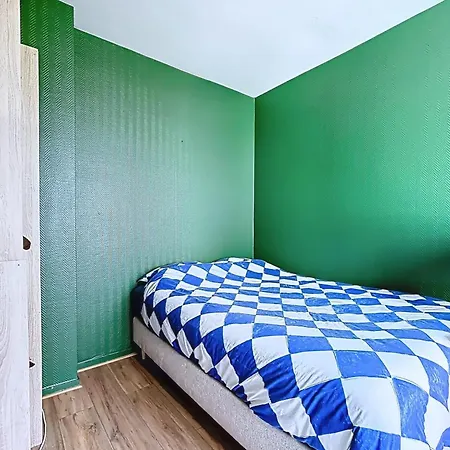 Beautiful Flat Near Eiffel Tower & Metro